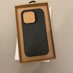 Gear4 Rio Iphone 14 Pro Case